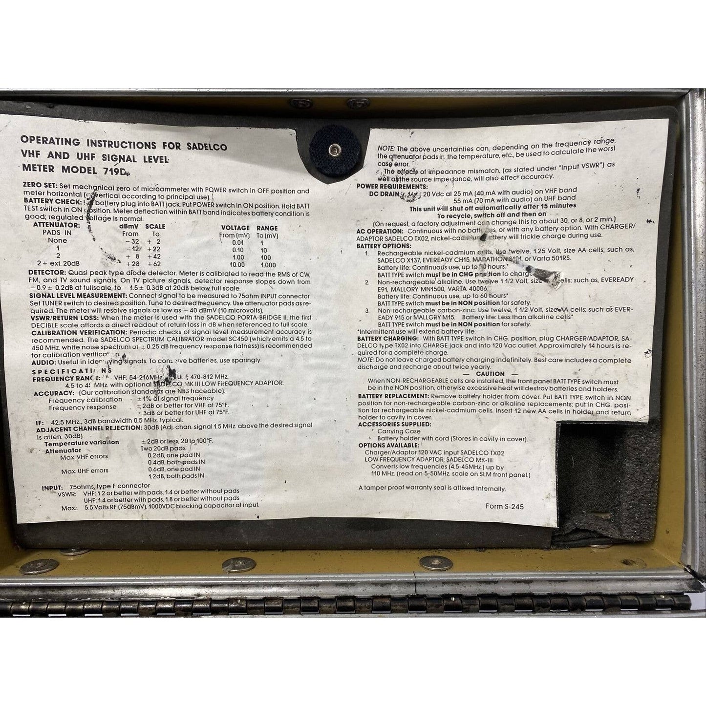 Vintage SADELCO VHF UHF SIGNAL LEVEL METER Model 719B UNTESTED - Plz Read