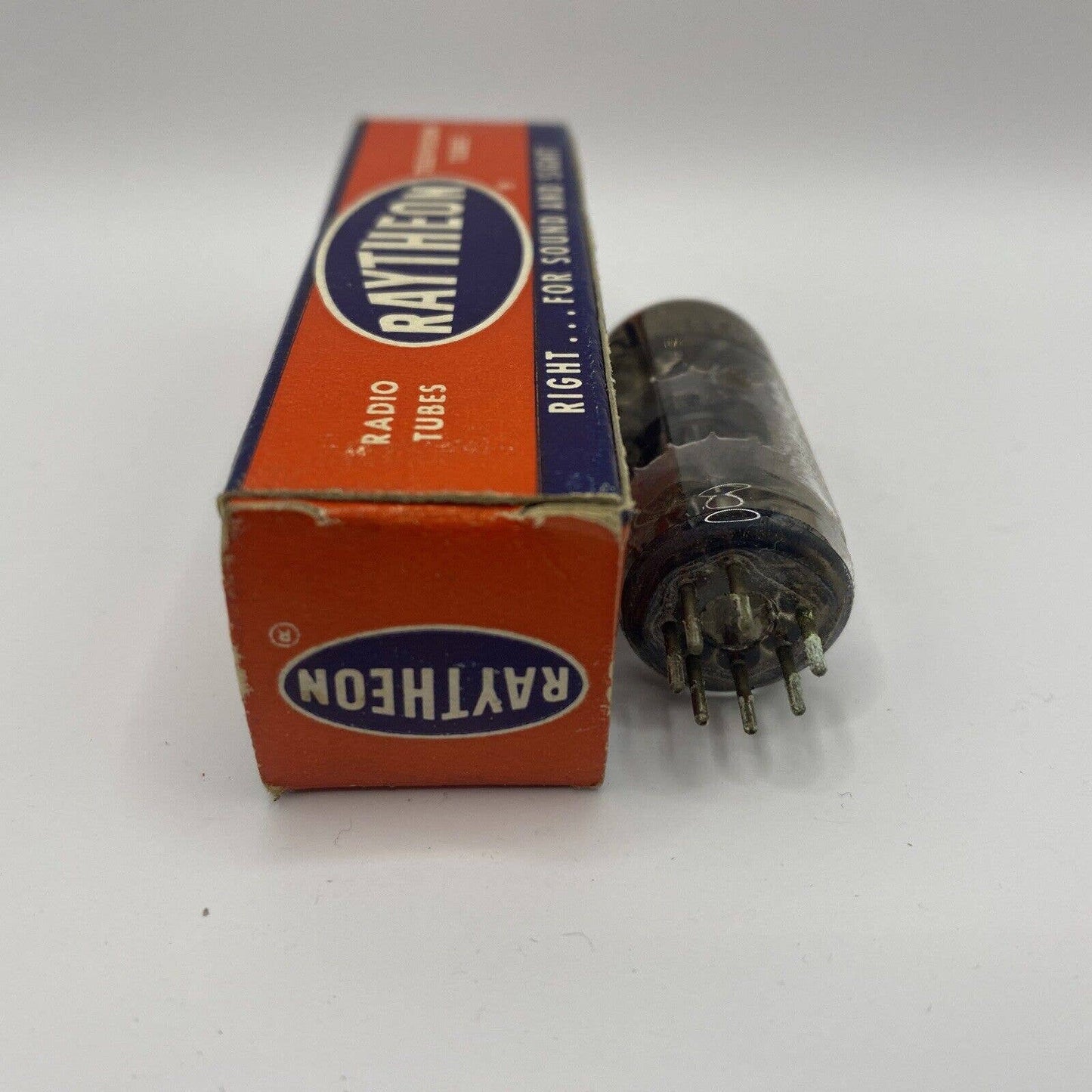 6BC5 Raytheon Electron/ Vacuum Tube w/ Box TESTED With Photos!