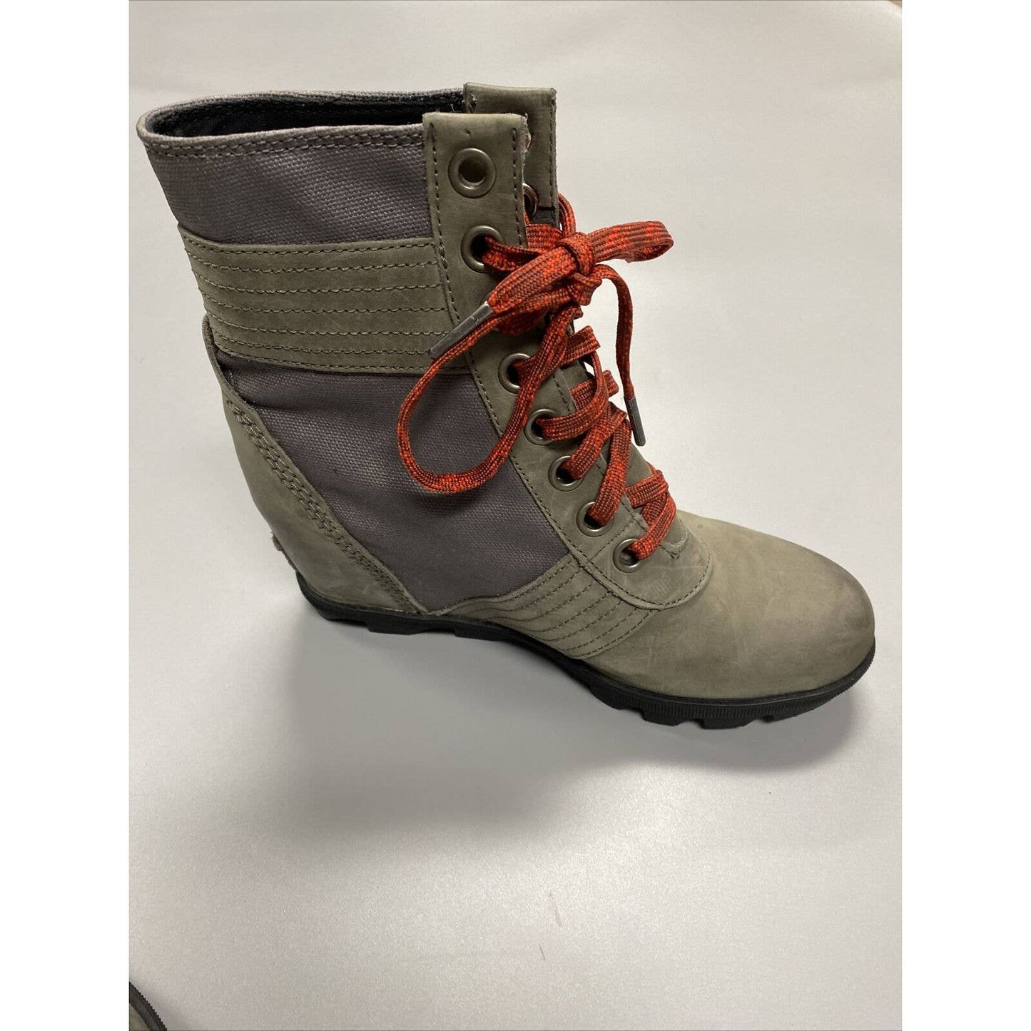 Sorel Lexie Wedge Leather Ankle Boots Women 7.5 Quarry Gray NL3046-051