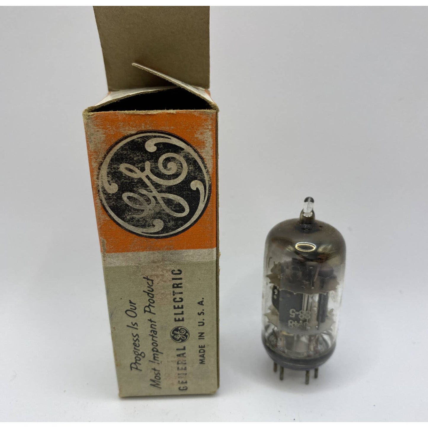 Vintage GE Electron/ Vacuum Tube 10C8 w/ Box TESTED With Photos!