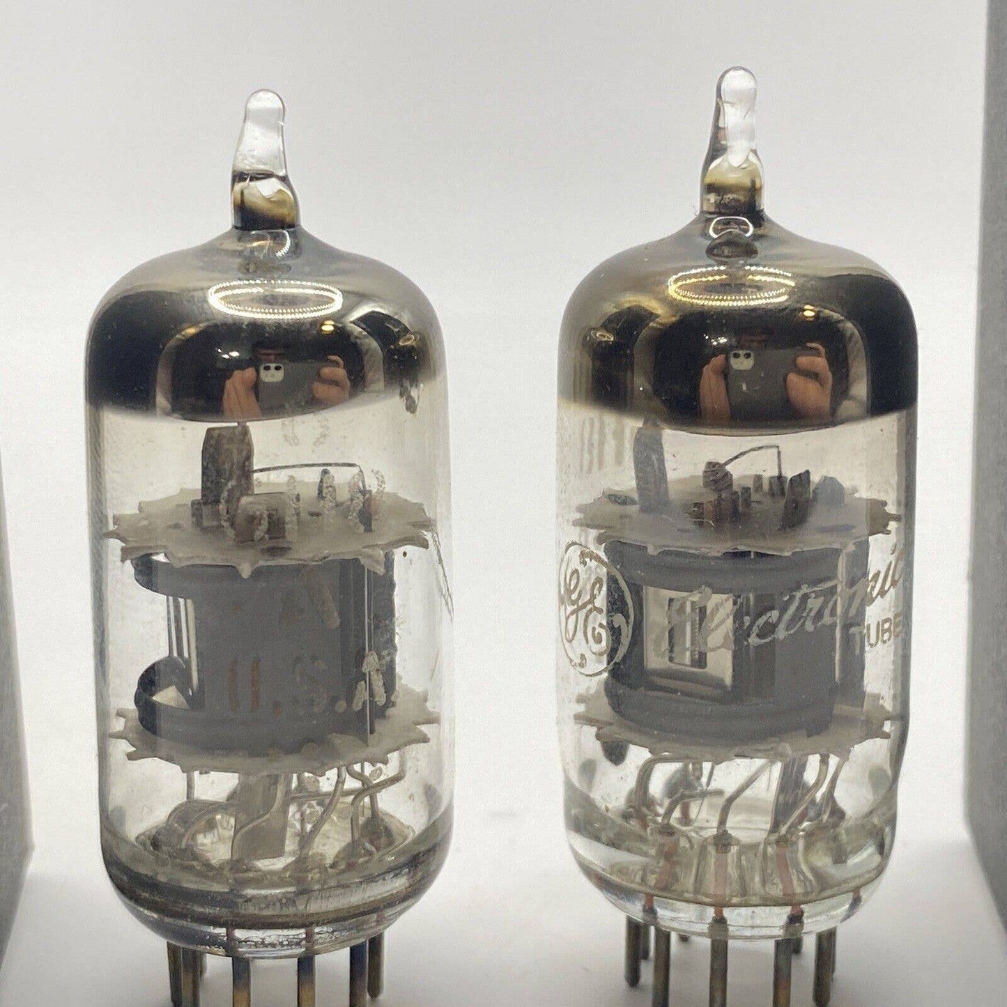 2 GE 6GH8A Audio Amplifier Vacuum Tubes - Valves Matching Tested W Photos