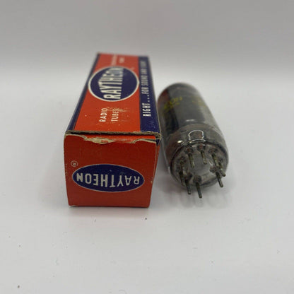 Vintage Raytheon Electron/ Vacuum Tube 6BK5 w/ Box TESTED With Photos!