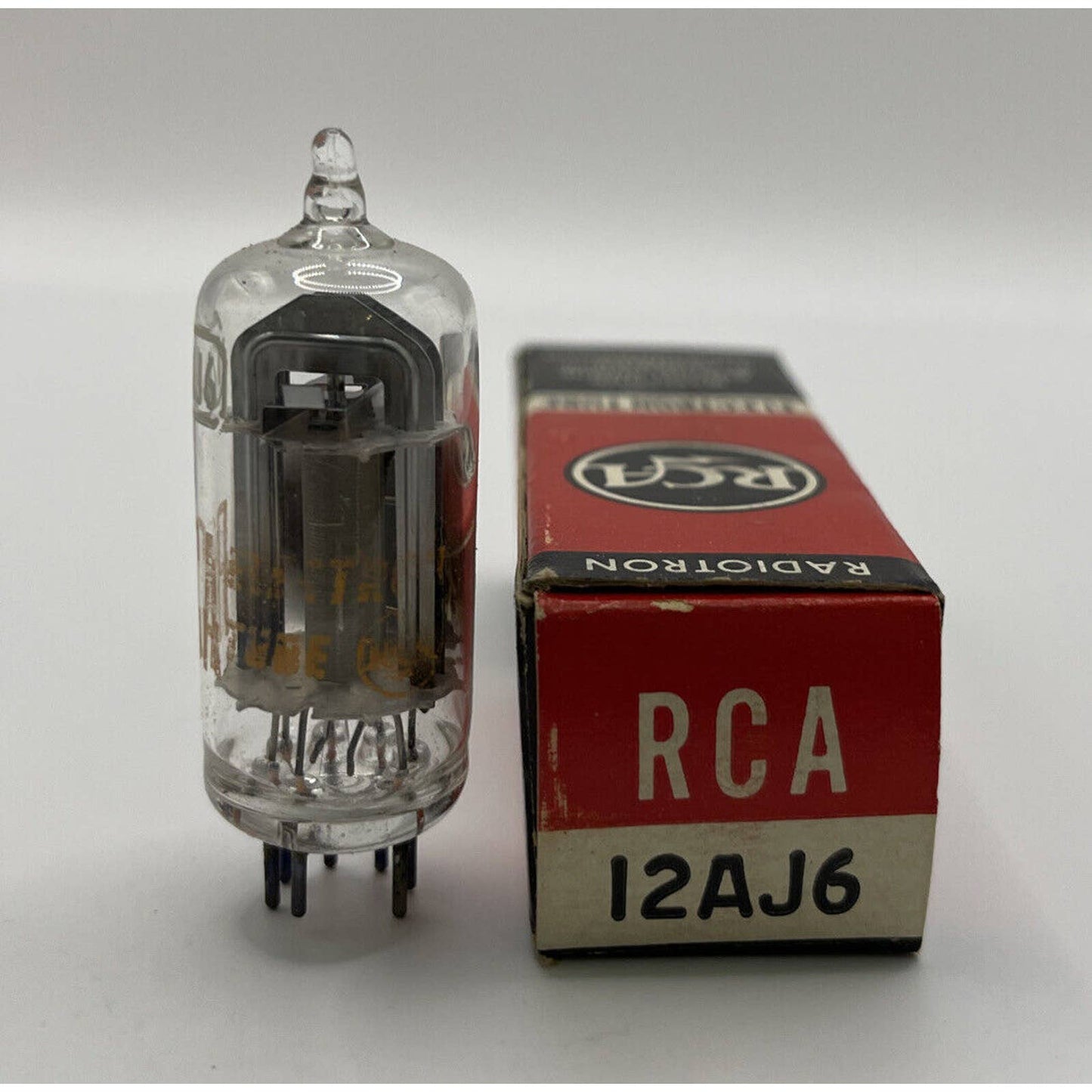 12AJ6 RCA Radiotron Electron Tube NOS - FAST SHIPPING! Radio Valve