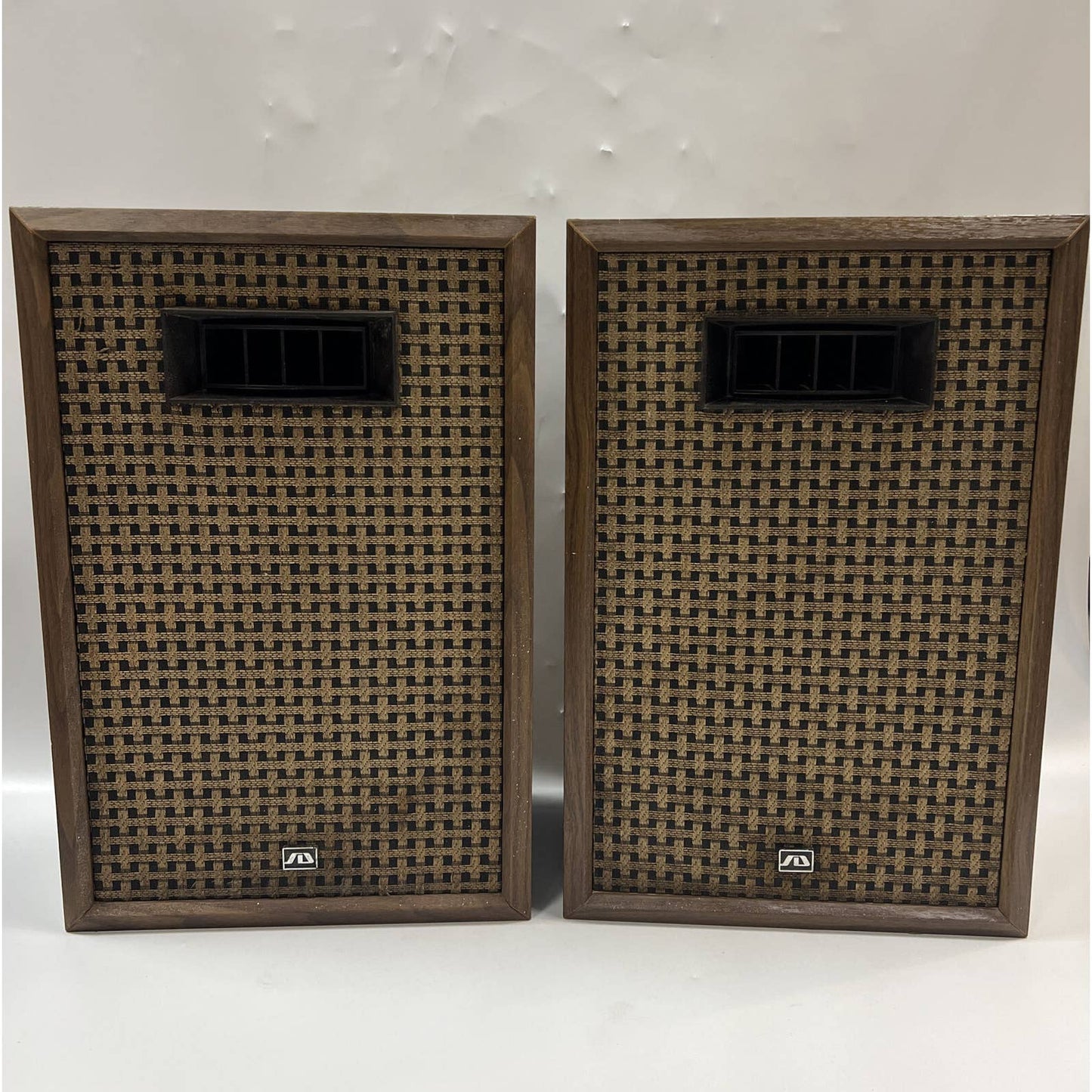 Vintage Unique Sound Design 622 3-Way Speakers 8” Woofer 3” Tweeter Bass Reflex