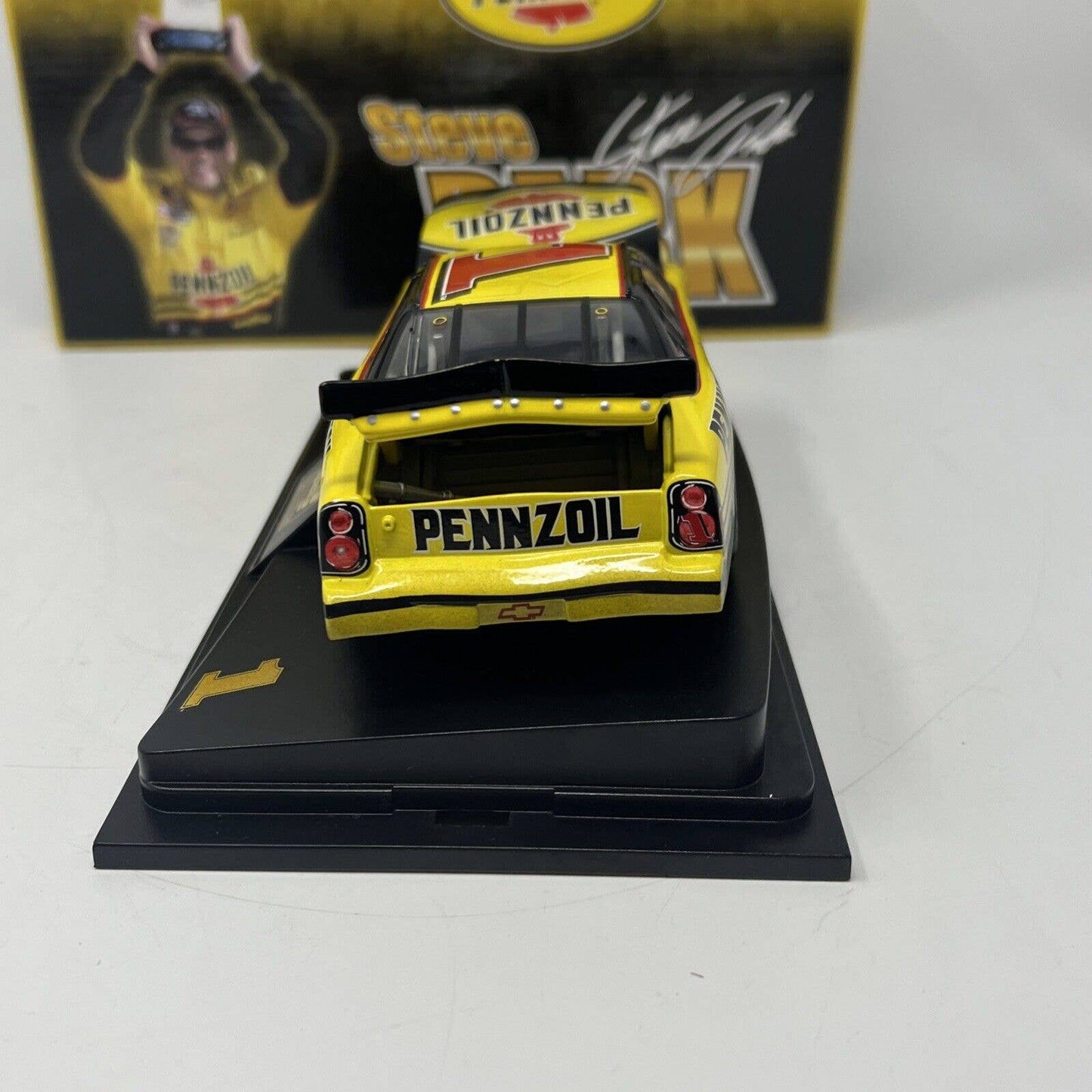 Revell Diecast Steve Park Pennzoil 2001 Monte Carlo In Box With COA 1 of 12.996