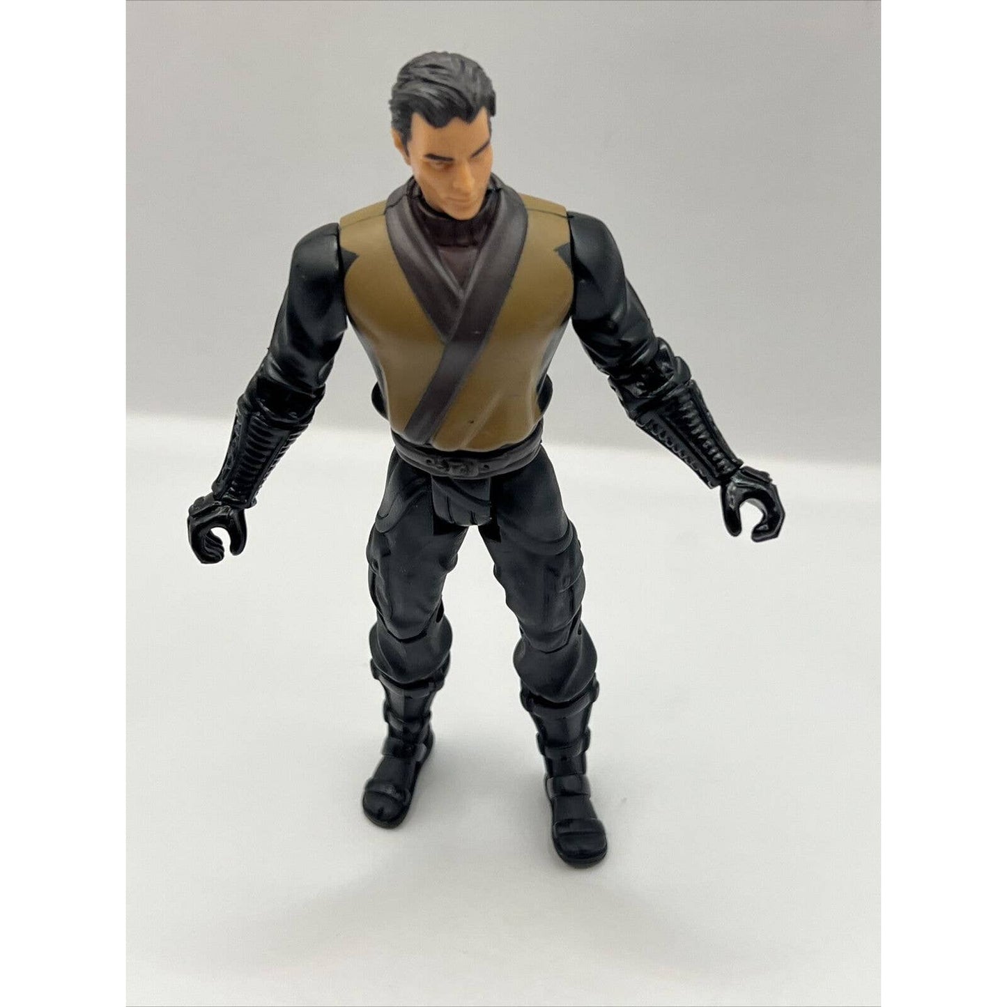 Batman Begins Black Ninja Bruce Wayne Action Figure Mattel 2005 Dc Comic Toys