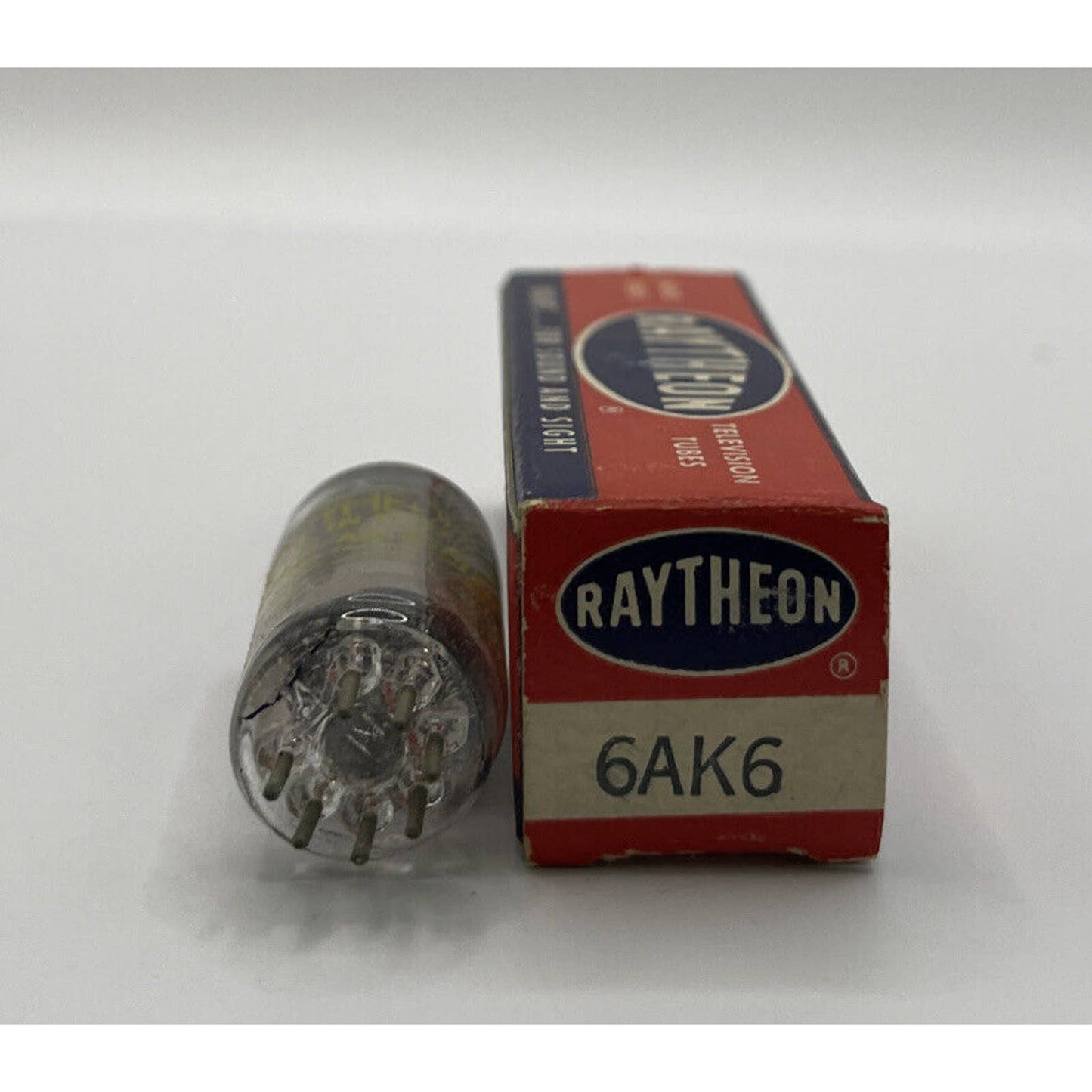 Raytheon 6AK6 Vacuum Tube NOS Radio Amplifier Valve