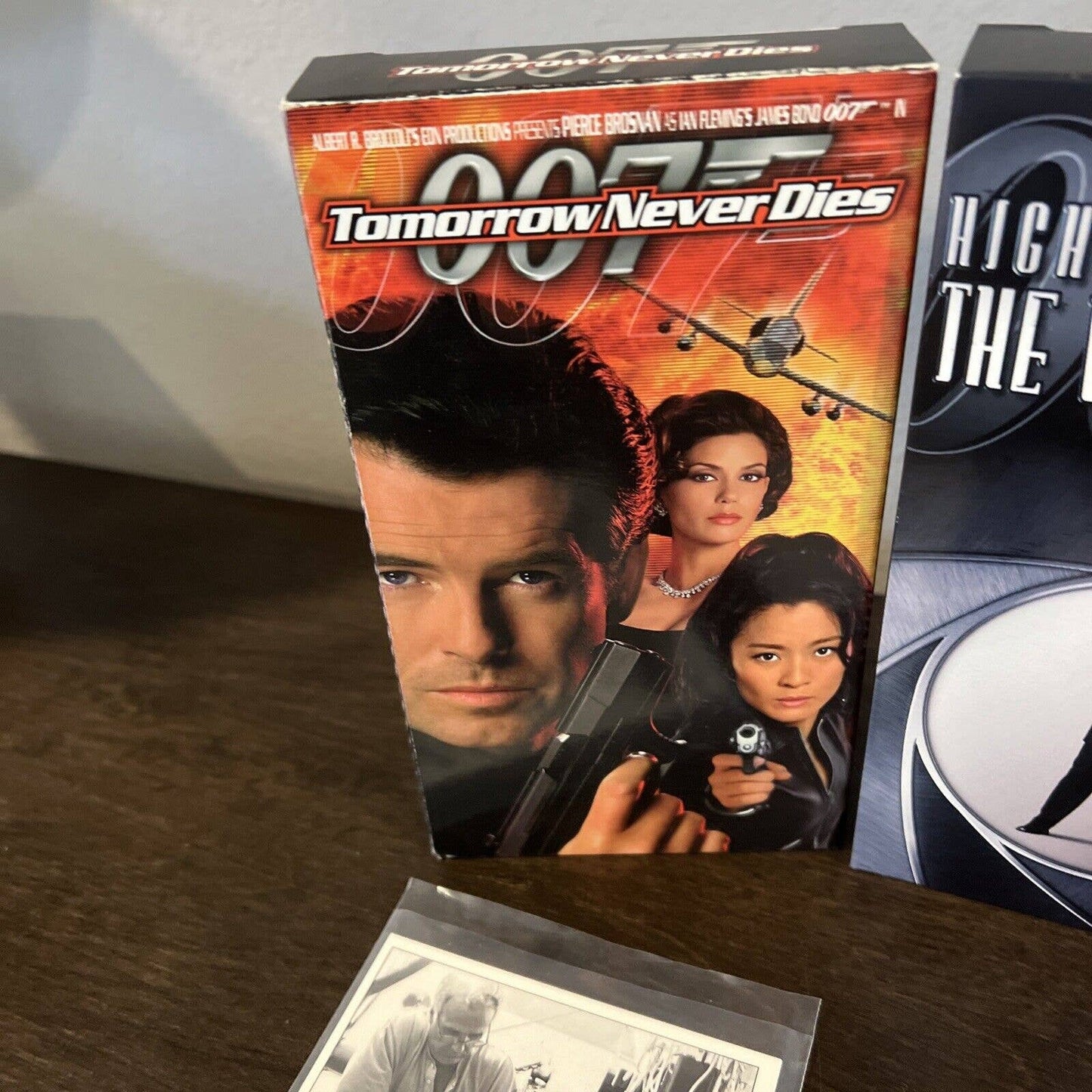 Vintage 007 Tomorrow Never Dies Limited Edition VHS Box Complete Set