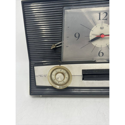 Vintage 1960s Rare RCA Victor C618 Tube Clock Broadcast Radio Parts Or Repair