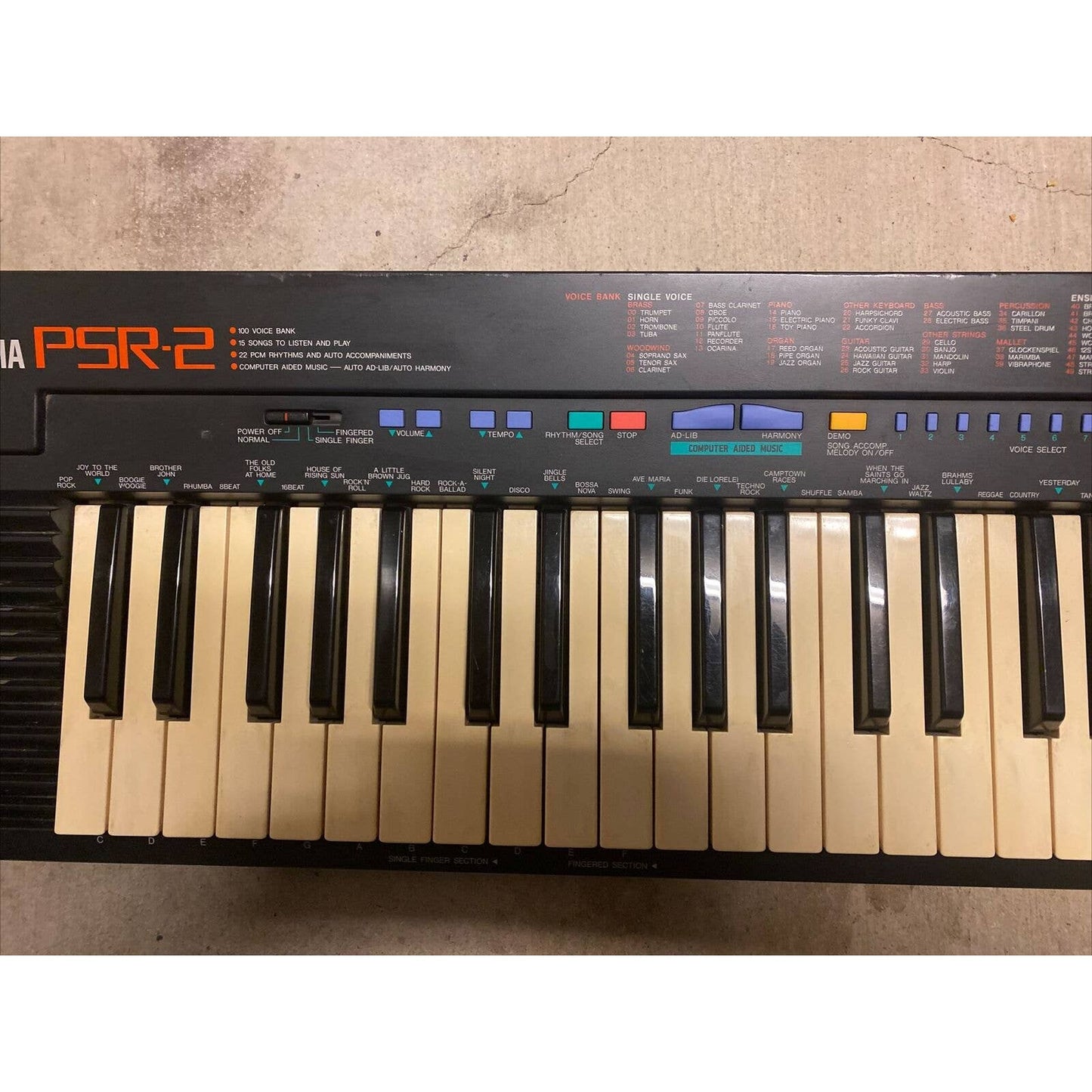 YAMAHA PSR-2 Portable Electronic Keyboard With AC Adapter 100 VB Tested Works