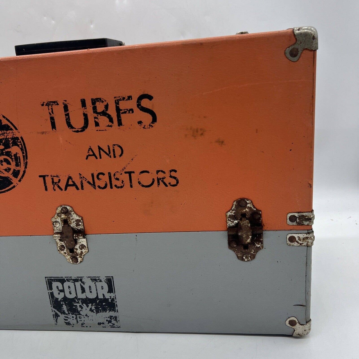 Vintage General Electric Vacuum Tubes Transistor Valves Repairman Carrying Case