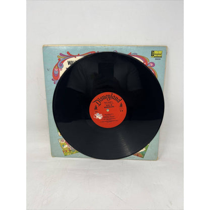 Walt Disney's Alice In Wonderland 1969 Vinyl LP Disneyland Records With Booklet