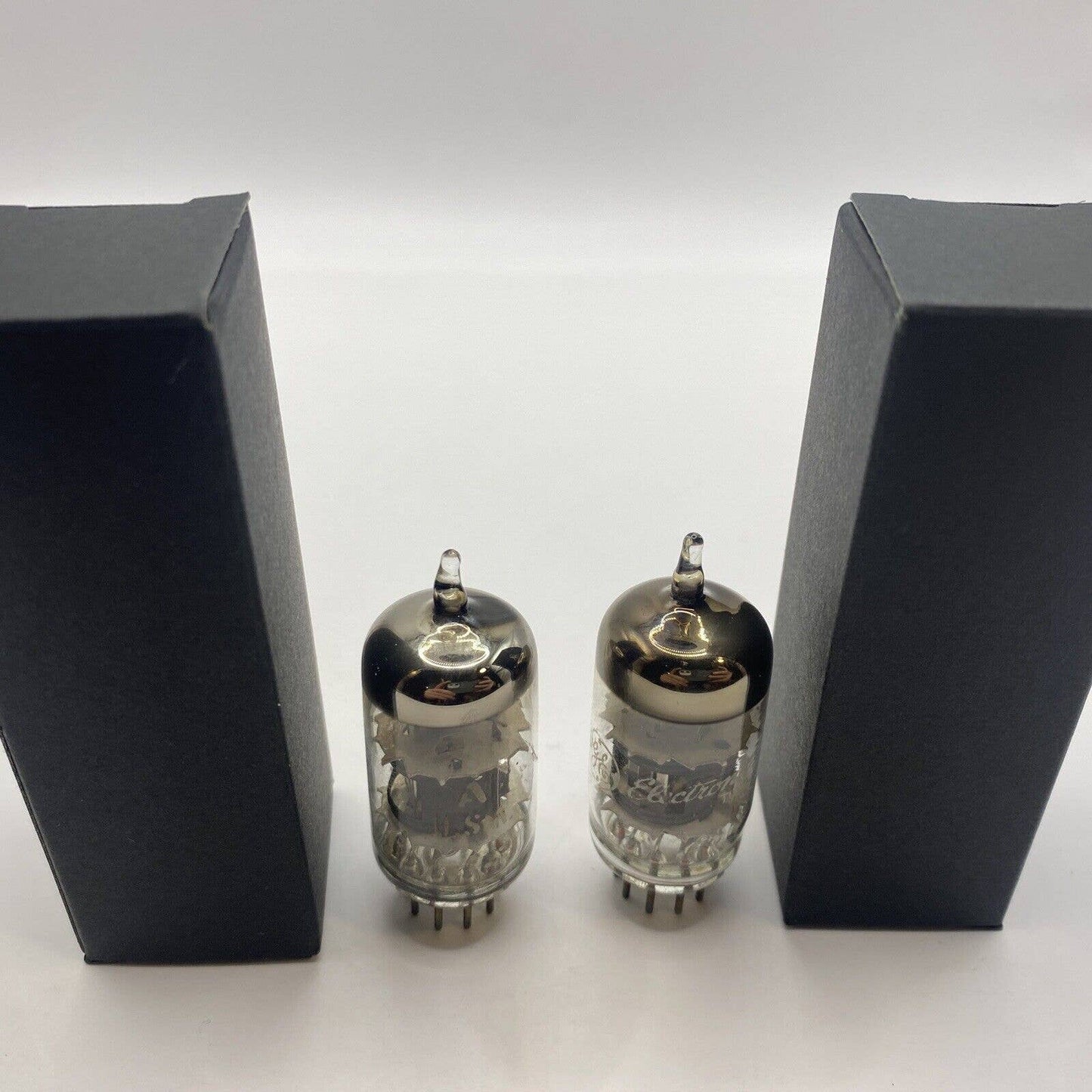 2 GE 6GH8A Audio Amplifier Vacuum Tubes - Valves Matching Tested W Photos